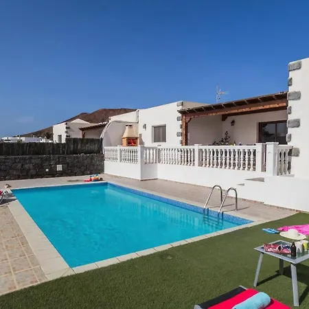 Villa Ereza Lomas *